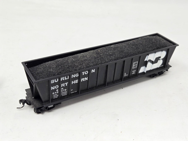 Pre-Owned: Lifelike Thrall Coal Gondola (2 pack of same road number with load) Burlington Northern (BN) 648579 (x2) - HO Scale