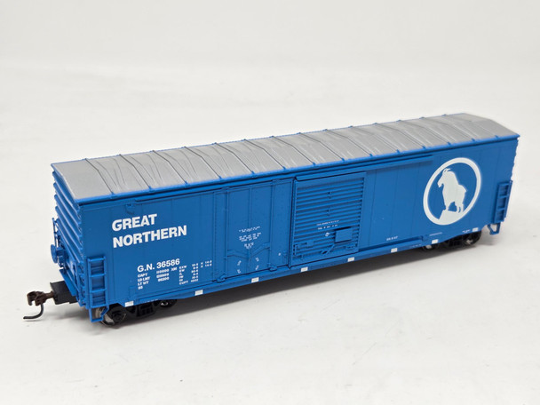 Pre-Owned: Athearn 50' Boxcar Great Northern (GN) 365586 - HO Scale