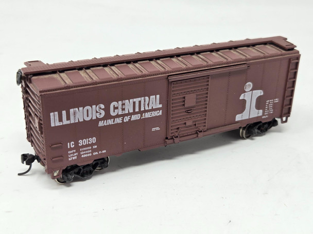 Pre-Owned: Athearn 40' Boxcar Illinois Cenral 30130 - HO Scale