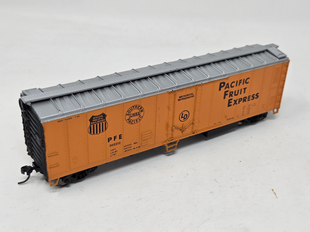 Pre-Owned: Athearn 50' Mechanical Reefer Union Pacific 302212 - HO Scale