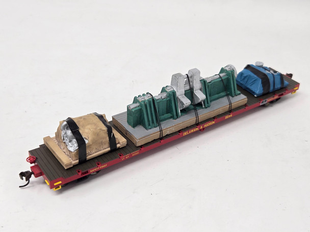 Pre-Owned: Athearn Flat Car with Multiple Loads Delaware & Hudson 16144 - HO Scale