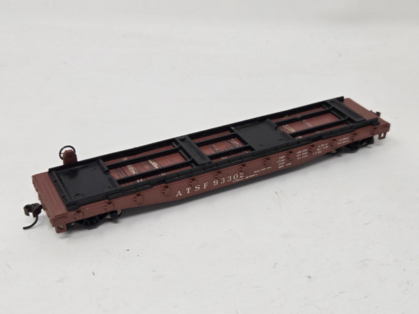 Pre-Owned: Athearn Flat Car ATSF 93302 - HO Scale