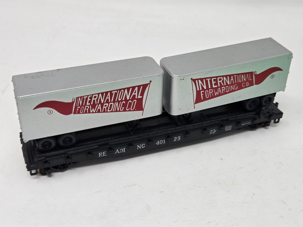Pre-Owned:  Flat Car 2 Piggybacks Reading 40125 - HO Scale