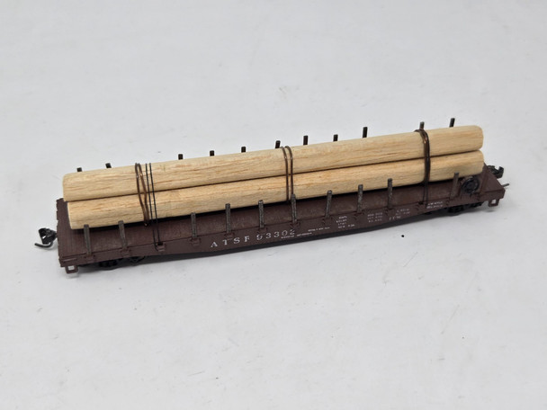 Pre-Owned:  40' Flat Car 3 log load ATSF 93302 - HO Scale