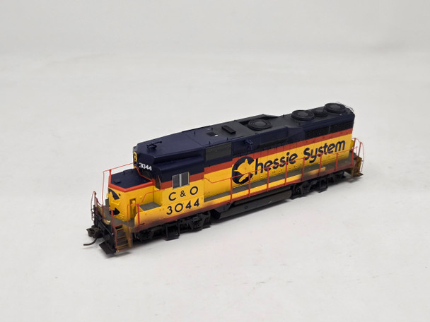 Pre-Owned: Proto2000 EMD GP30 (DCC and Sound) Chessie (B&O) 3044 - HO Scale