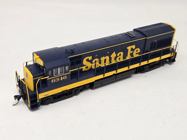 Pre-Owned: Atlas GE U23B (DCC and Sound) Atchison, Topeka and Santa Fe (ATSF) 6346 - HO Scale