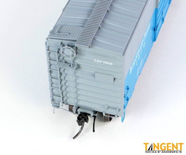 Tangent Scale Models 26015-02 - Blue & Gray 1964+ 40′ PS-1 9' Door Boxcar Lancaster & Chester (L&C) 1010 - HO Scale