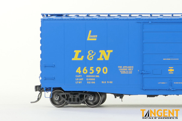 Tangent Scale Models 26024-01 - The Dixie Line 1962+ 40′ PS-1 9' Door Boxcar Louisville & Nashville (L&N) 46588 - HO Scale