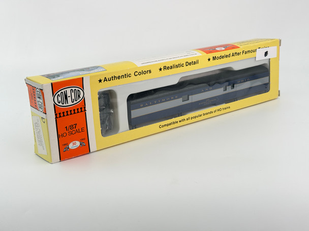 Pre-Owned: Con Cor 72’ Passenger Car Full Baggage B&O Royal Blue Baltimore and Ohio 1313 - HO Scale