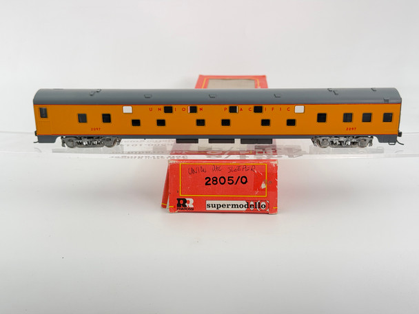 Pre-Owned: Rivarossi Passenger Sleeper Car - Kadee Couplers and Metal Wheels Union Pacific 2097 - HO Scale