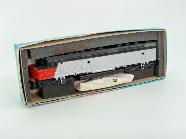 Pre-Owned: Athearn FP45, Dummy, no logo Amtrak No Number - HO Scale