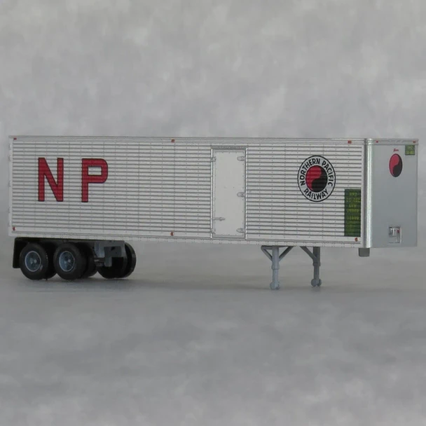Trainworx 40233-08 - 40' Corrugated Trailer Northern Pacific (NP) 20469 - N Scale