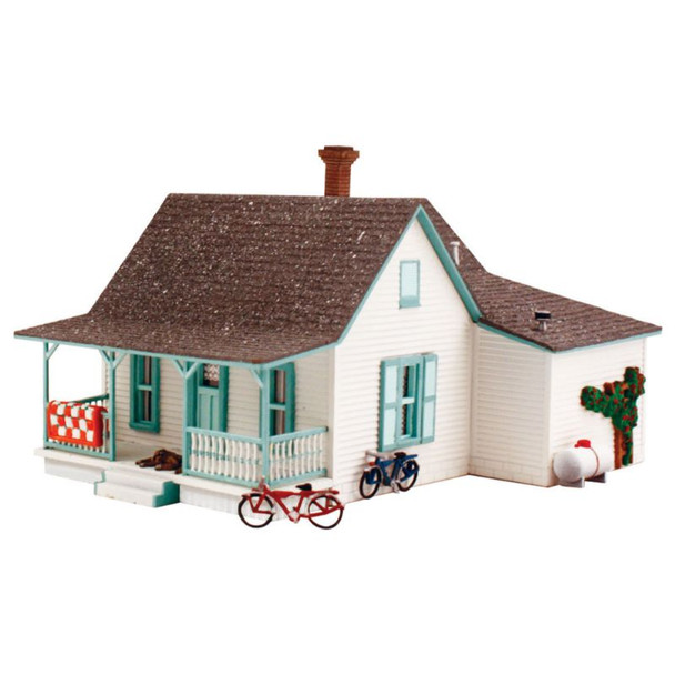 Woodland Scenics 5206 - Country Cottage - N Scale Kit