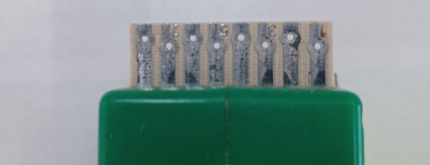 Accu Lites 1000 - Tortoise Edge Card Connector for Tortoise Switch Machine manufactured BEFORE May/June 2020 that feature a tan 1-19/64" wide PC board