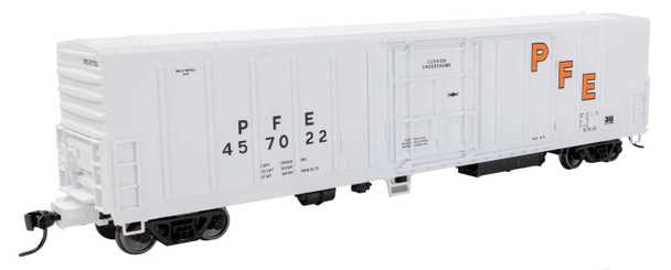 Walthers Mainline 910-3984 - 57' Mechanical Reefer Pacific Fruit Express (PFE) 457022 - HO Scale