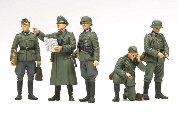 Tamiya 35298 - German Field Commander Set Germany  - 1:35 Scale Kit