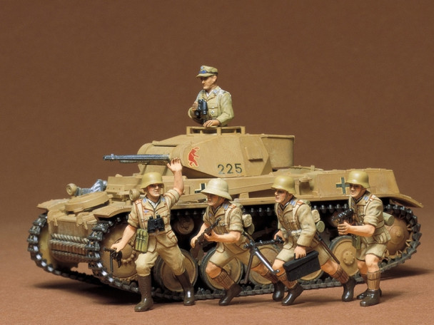 Tamiya 35009 - German Pzkpfw II Kit Germany  - 1:35 Scale Kit