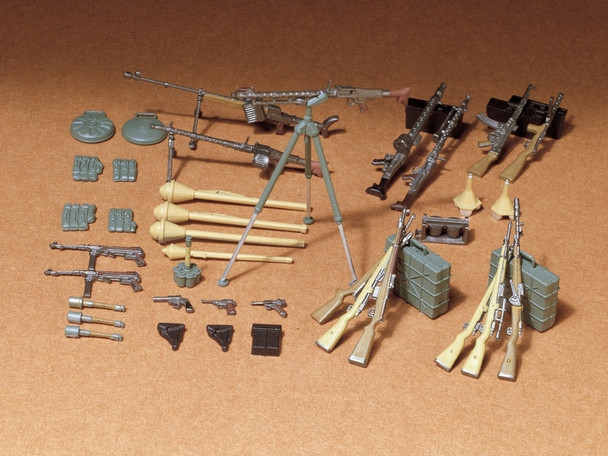 Tamiya 35111 - German Infantry Weapons Set Kt Germany  - 1:35 Scale Kit