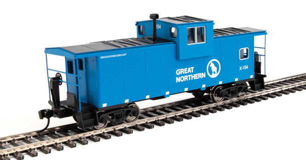 Walthers Mainline 910-8717 - International Extended Wide-Vision Caboose Great Northern (GN) X-154 - HO Scale