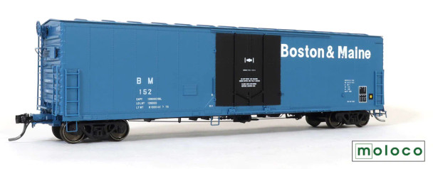 Moloco 33003-03 - FGE 50' RBL Plt B 7+7R 10-2 Ctr Door Box Car Boston & Maine (BM) 152 - HO Scale