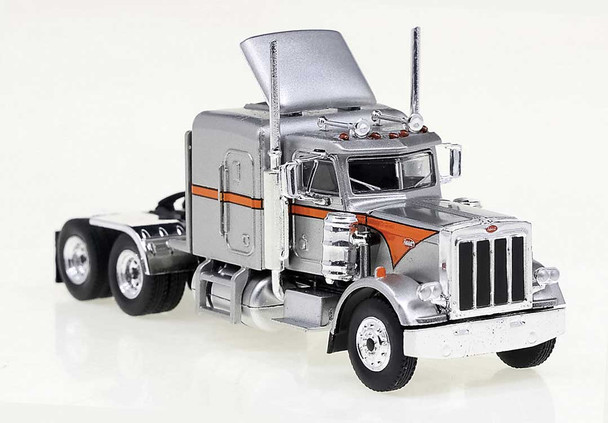 Brekina 85712 - 1973 Peterbilt 359 Sleeper-Cab Tractor - Silver, Orange  - HO Scale