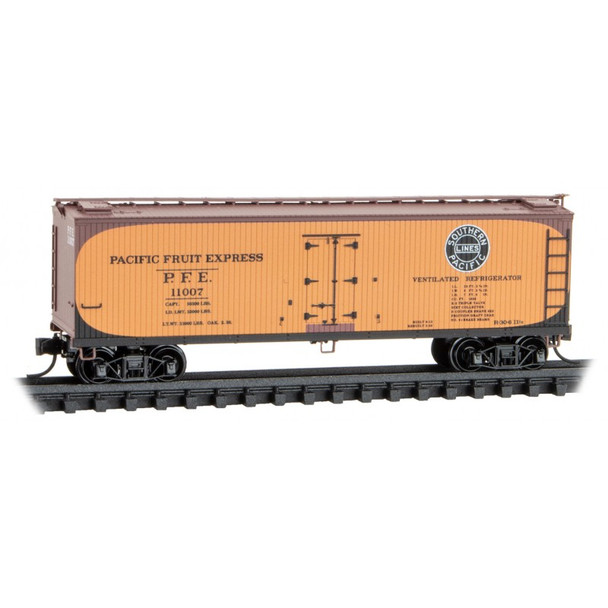 Micro-Trains Line 04900961 - 40' Double Sheathed Wood Reefer w/ Vertical Brake Wheel Pacific Fruit Express (PFE) 11007 - N Scale