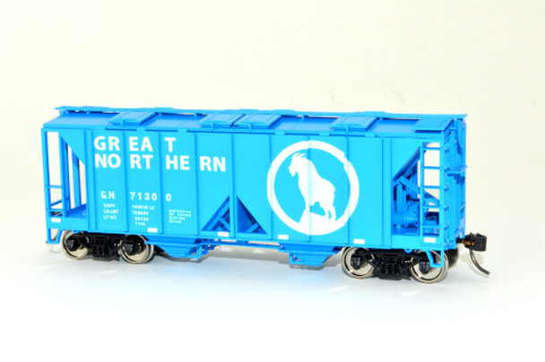 Bowser 43265 - 70 Ton 2-Bay Covered Hopper Great Northern (GN) 71300 - HO Scale