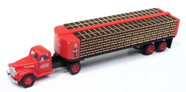 Classic Metal Works 31207 - 1941-1946 Chevrolet Tractor w/Flatbed Trailer & Load - Assembled - Coca Cola  - HO Scale