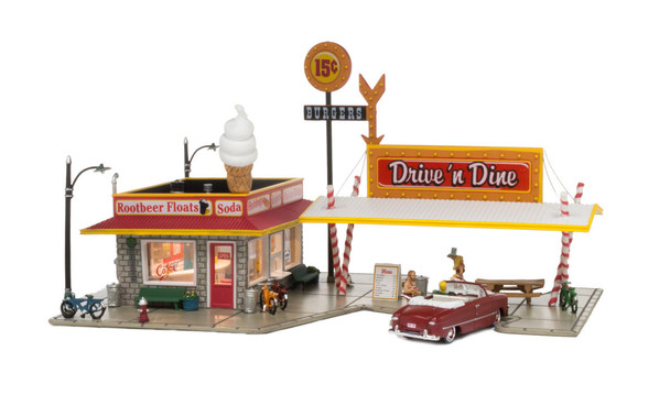 Woodland Scenics BR5029 - Drive 'n Dine - Built & Ready Landmark Structure  - HO Scale