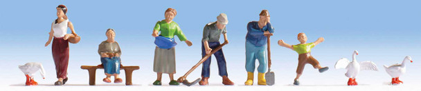 Walthers SceneMaster 949-6071 - Farmers - 6 Figures (Includes Accessories)  - HO Scale