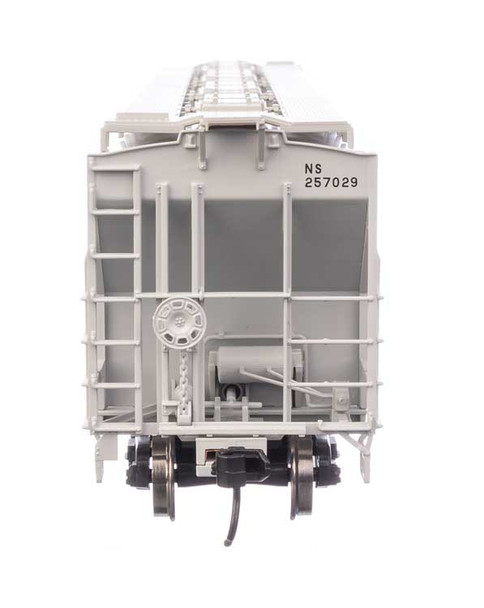 Walthers Mainline 910-49048 - 57' Trinity 4750 3-Bay Covered Hopper Norfolk Southern (NS) 257029 - HO Scale