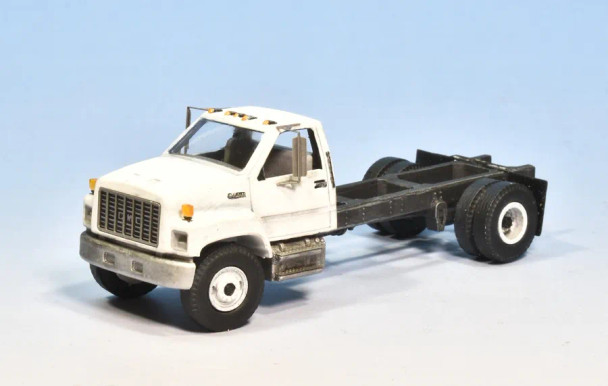 Showcase Miniatures 3010 - Cab and Chassis Builder's  - HO Scale Kit