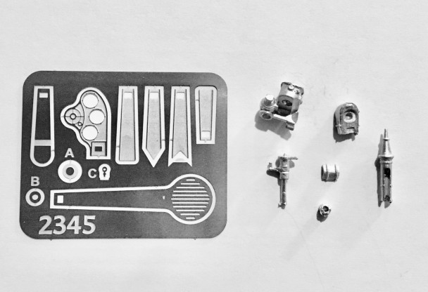 Showcase Miniatures 2345 - Photo Etch Left Hand Semaphore Head Set #1  - HO Scale Kit
