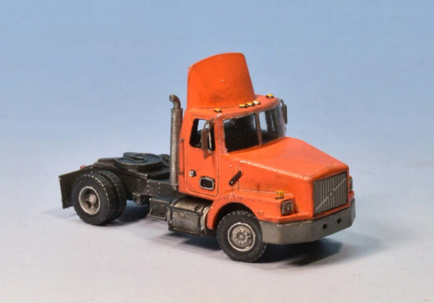 Showcase Miniatures 147 - 1990's Volvo/White WG Single Axle Tractor  - N Scale Kit