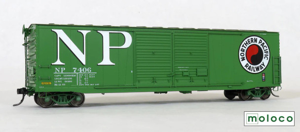 Moloco 70009-01 - 1969 Cascade Green repaint 8' NP Shad. + 8' NPR Monad, Brainerd built 50' XM 15-0 Double-slider centered Northern Pacific (NP) 7068 - HO Scale