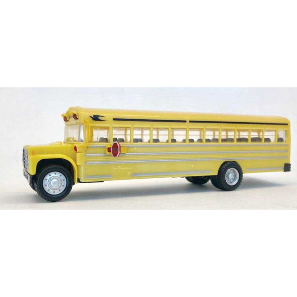 Herpa Models 6100 - International Harvester School Bus    - HO Scale