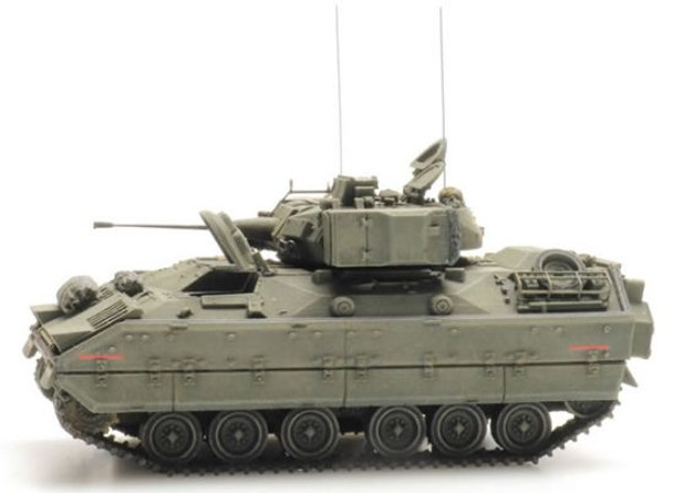 Artitec 6870262 - US Army M2 IFV Bradley  - HO Scale