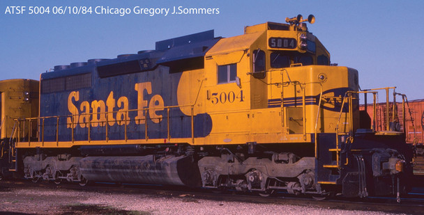 PRE-ORDER: Bowser 25659 - EMD SD40U (DCC and Sound) Atchison, Topeka and Santa Fe (ATSF) 5004 - HO Scale