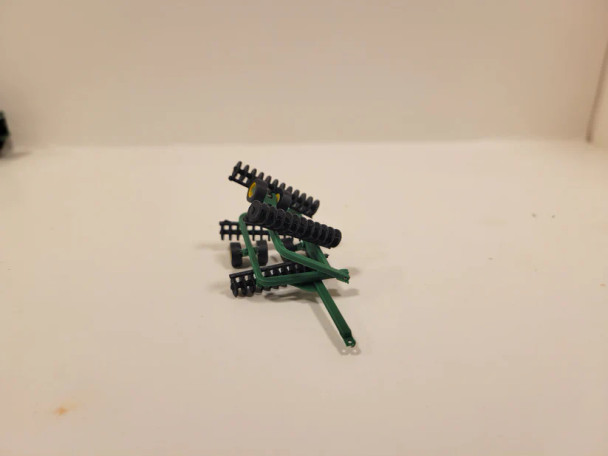 Suprze Modelworks RF-1004 - Green Folding Disc Harrow  - HO Scale Kit