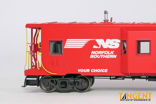 Tangent Scale Models 60616-01 - “Chattanooga Terminal” 2008 Southern Railway Gantt Manufacturing Company Bay Window Caboose Norfolk Southern (NS) N - HO Scale