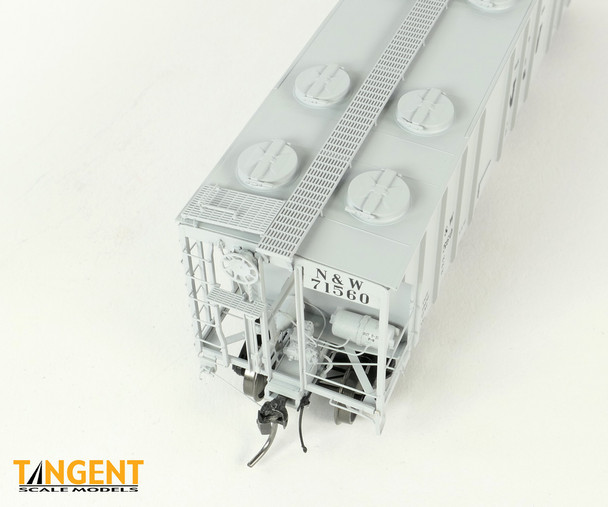 Tangent Scale Models 35013-01 - Pullman-Standard PS-2 3215CuFt Covered Hopper Norfolk & Western (NW) 71552 - HO Scale