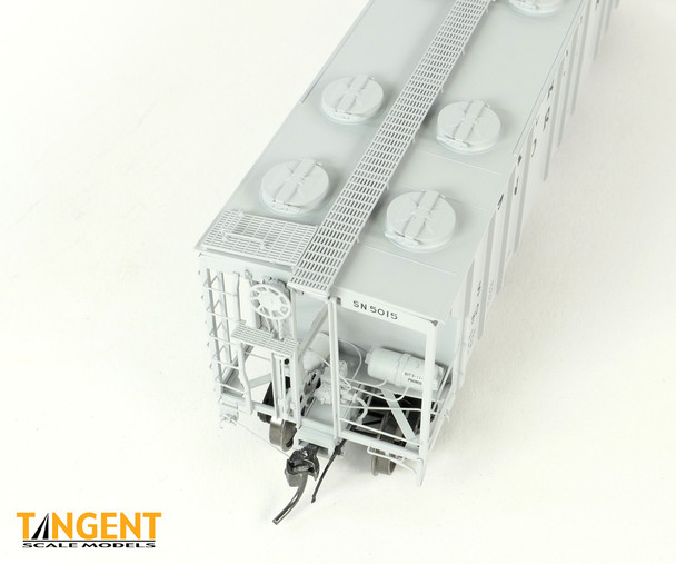 Tangent Scale Models 35014-01 - Pullman-Standard PS-2 3215CuFt Covered Hopper Sacramento Northern (SN) 5011 - HO Scale