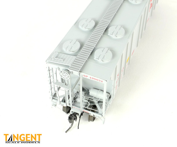 Tangent Scale Models 35015-04 - Pullman-Standard PS-2 3215CuFt Covered Hopper Southern Pacific (SP) 490046 - HO Scale