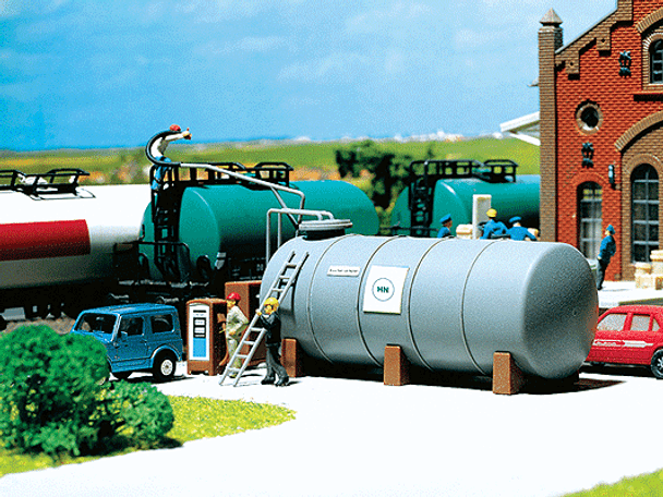 Faller 222194 - Oil Tank - Era III

  - N Scale Kit