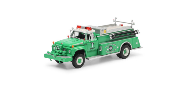Athearn 4575 - Ford F-850 Fire Truck, Penguin Ginger Ale P-18  - HO Scale