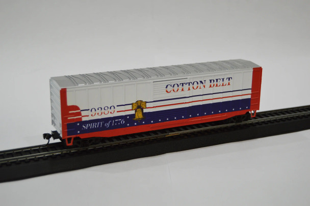 Value Trains USA HO10058 - ACF 50'6" Boxcar Cotton Belt Spirit of 1776 Cotton Belt (SSW) 9389 - HO Scale