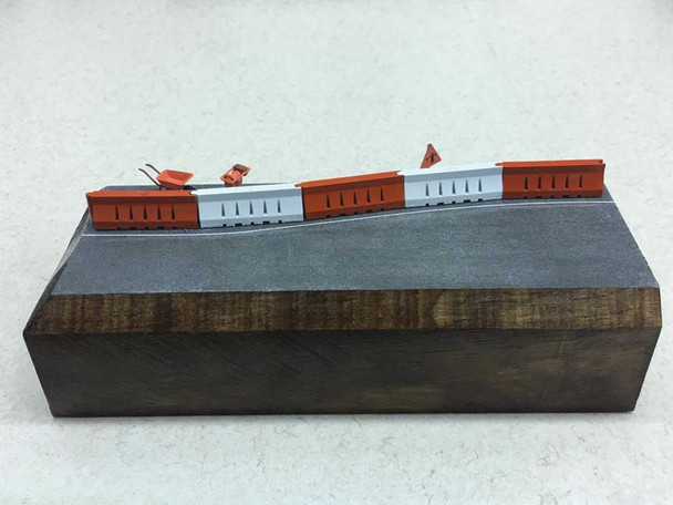 East Coast Circuits 9502 - Jersey Barriers (10)  - HO Scale