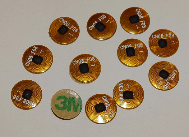 TrainTraxx 009 - 8mm RFID  Tag  (100 pcs)  - Multi Scale