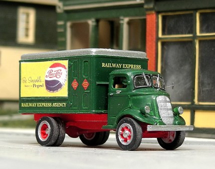 Sylvan Scale Models V-367 -  1937 Studebaker  REA Delivery Truck     - HO Scale Kit