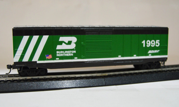 Value Trains USA HO10206 - ACF 50'6" Boxcar BNSF 1995 Burlington Northern Heritage Scheme  - HO Scale